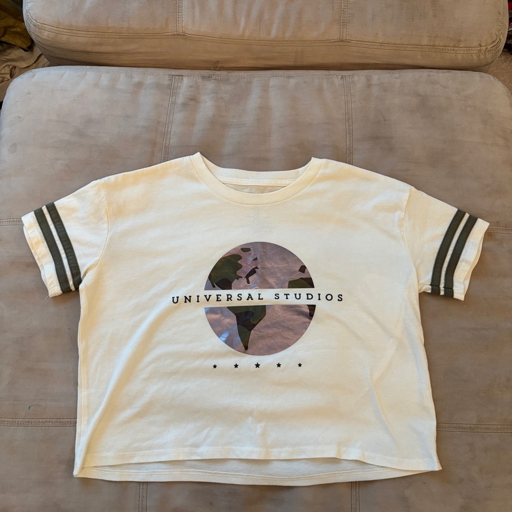 Universal Studios Cropped Top with Camo Globe Logo Size Small